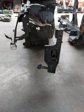 ФАРТУК ПЕРЕДНЕЙ ЧЕТВЕРТИ ПРАВЫЙ RENAULT MEGANE IV