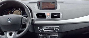 Renault Megane III Hatchback 2.0 16v TCe 180KM 2009 Renault Megane Renault Megane 2.0 16V TCE Privilege 2.0 Benzyna 180KM, zdjęcie 13