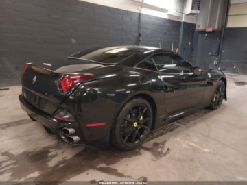 Ferrari California 2011 Ferrari California 2011 4.3 Benzyna 453KM, zdjęcie 6