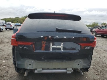 Volvo XC60 II 2022 Volvo XC 60 B5 Momentum 2022 2.0 Benzyna 247KM, zdjęcie 2