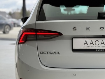 Skoda Octavia IV Kombi 2.0 TDI 115KM 2022 Skoda Octavia Ambition / LED / Kamera cofania / Ca, zdjęcie 37