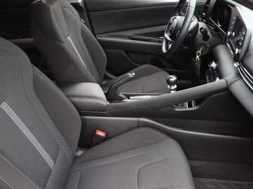 Hyundai Elantra VII Sedan 1.6 MPI 123KM 2023 Hyundai Elantra 1.6 MPI, Salon Polska, Serwis ASO, zdjęcie 8