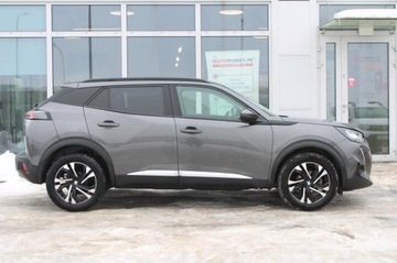 Peugeot 2008 II SUV 1.2 PureTech 130KM 2021 Peugeot 2008 Allure, zdjęcie 4