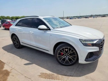 Audi Q8 2021 Audi Q8 Premium Plus S-Line 2021 3.0 Benzyna 335KM, zdjęcie 4