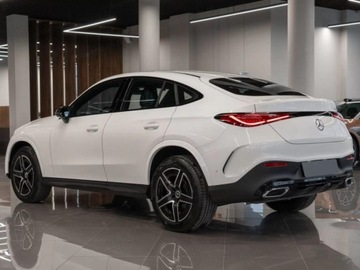 Mercedes GLC C254/X254 2025 GLC Coupe 200 4-Matic AMG Line 2.0 (204KM) 2025, zdjęcie 1