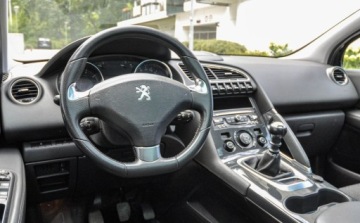 Peugeot 3008 I Crossover Facelifting 1.2 PureTech 130KM 2015 Peugeot 3008 Bezwypadkowy Lift 2015 r. 1.2 Benzyna 131KM, zdjęcie 12