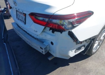 Toyota Camry IX 2023 Toyota Camry LE, od ubezpieczalni 2.5 Benzyna 203KM, zdjęcie 9