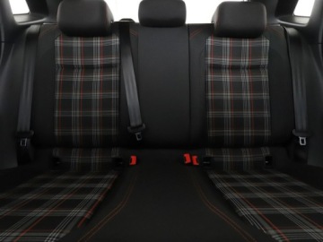 Volkswagen Polo VI GTI 2.0 TSI 200KM 2018 Volkswagen Polo DSG full LED virtual cocpit klima, zdjęcie 17