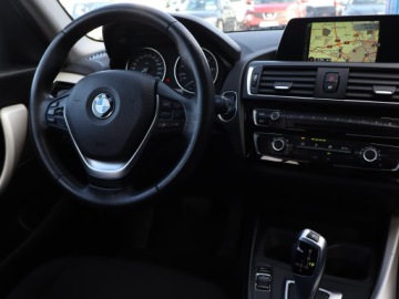 BMW Seria 1 F20-F21 Hatchback 5d Facelifting 2015 118d 150KM 2017 BMW 1 118d, Automat, Navi, Klima, Klimatronic, zdjęcie 6