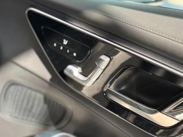 Mercedes GLC C254/X254 Coupe 2.0 220d 197KM 2025 GLC Coupe 220 d 4-Matic AMG Line 2.0 (197KM) 2025, zdjęcie 14