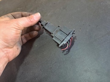 SAMOCHÓD SKODA FABIA I 1.2 1J0945511A WŁĄCZNIK ŚWIATŁA STOP ORYGINAŁ