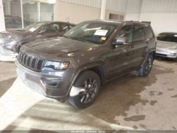 Jeep Grand Cherokee IV 2021 Jeep Grand Cherokee 80th Anniversary 2021 3.6 Benzyna 293KM, zdjęcie 1