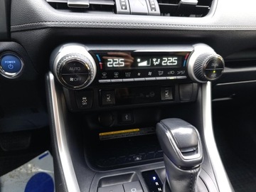 Toyota RAV4 V SUV 2.5 Hybrid Dynamic Force 218KM 2020 Toyota RAV4 2.5 Hybrid Comfort 4x2 V (2018-) Toyot, zdjęcie 30
