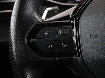 Peugeot 208 II Hatchback 1.2 PureTech 102KM 2021 Peugeot 208 1.2 Benzyna Automat GT Nawigacja, zdjęcie 32