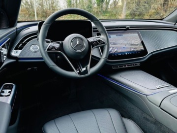 Mercedes Klasa E W214 Sedan 2.0 220d 197KM 2026 E Klasa 220 d 4-Matic Exclusive 2.0 (197KM) 2026, zdjęcie 6