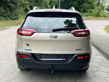 Jeep Cherokee V Terenowy 2.0 MJD 140KM 2015 Jeep Cherokee 2.0 M-Jet Longitude FWD Klimatronic, zdjęcie 4