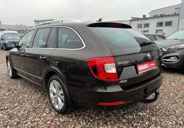 Skoda Superb II Outdoor 2.0 TDI CR DPF  140KM 2014 Skoda Superb nawigacja, skory, drugi komplet kol 2.0 Diesel 140KM, zdjęcie 6