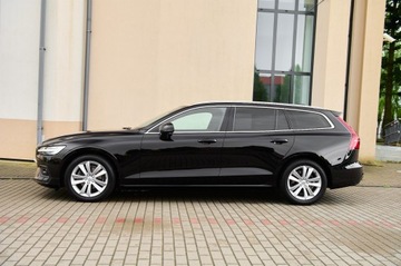 Volvo V60 II  Kombi 2.0 D3 150KM 2020 PIĘKNE V60 MOMENTUM PRO __ KUBEŁKOWE FOTELE, zdjęcie 8
