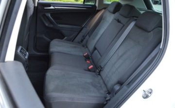 Volkswagen Tiguan II SUV Facelifting 2.0 TDI 150KM 2021 Volkswagen Tiguan 2,0 TDI DSG FULL LED MATRIX Kamera Nawigacja 2.0 Diesel, zdjęcie 26