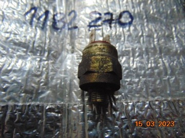 BMW 840 E31 E32 E34 E23 SENSOR SENZOR TLAKU OLEJE 1182270 1362977 M70
