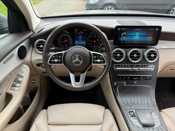 Mercedes GLC C253 Coupe Facelifting 2.0 200d 163KM 2020 Mercedes GLC 200 d Coupe Skóry CarPlay Hak FV23%, zdjęcie 20