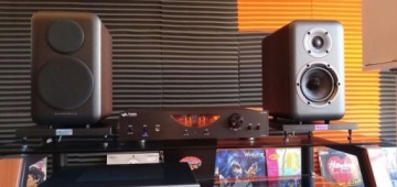 Volume+ Антивибрационные полочные громкоговорители PLATFORMS