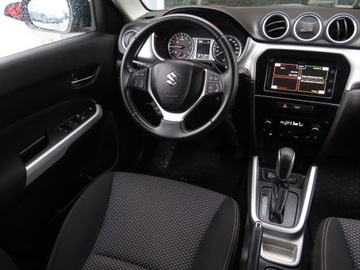 Suzuki Vitara III SUV 1.6 VVT 120KM 2018 Suzuki Vitara 1.6 VVT, Salon Polska, Automat, zdjęcie 6