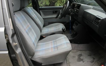 Volkswagen Golf II 1.6 75KM 1988 Volkswagen Golf Volkswagen Golf Benzyna 5 drzwi Oldtimer 1988 II (1983-199, zdjęcie 10