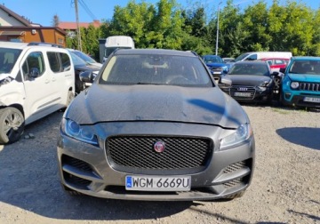 Jaguar F-Pace SUV 2.0 i4 250KM 2019 Jaguar F-Pace 2019r, 2.0 Benzyna AUTOMAT. Lekko przetarte boki. Jezdzi., zdjęcie 17