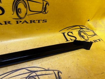 НАКЛАДКА ВЕТРОВОГО СТЕКЛА ЛЕВАЯ PEUGEOT 3008 II 5008 II