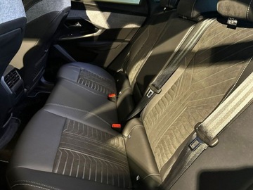 Peugeot 3008 III 2025 Od ręki - GT 1.2 mHEV 145KM / Pakiety: Bezpieczeństwo, Zimowy, Hi-Fi, zdjęcie 8