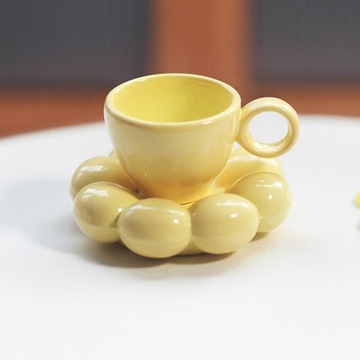 Miniaturowy dla lalek Tea Cup Dekoracja