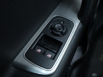 Alfa Romeo MiTo Hatchback 3d 1.4 MultiAir 16v 105KM 2010 Alfa Romeo MiTo 1.4 MultiAir, Klima,ALU, zdjęcie 15