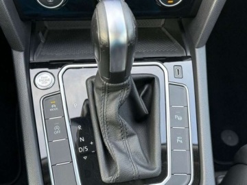 Volkswagen Passat B8 Variant Facelifting 2.0 TDI 190KM 2020 Volkswagen Passat Elegance 2.0TDI 150KM DSG Kamera360 NiskiPrzebieg SalonP, zdjęcie 28