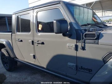 Jeep Gladiator 2022 Jeep Gladiator Willys 2022 3.6l 3.6 Benzyna 285KM, zdjęcie 6