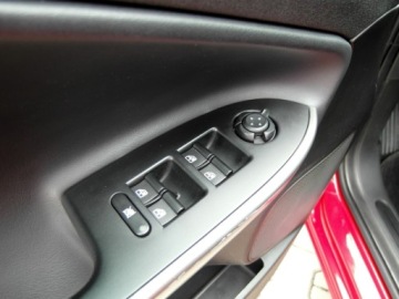 Alfa Romeo Giulietta Nuova II Hatchback 5d 1.4 TB 16v 120KM 2013 Alfa Romeo Giulietta Nowe Opony Klimatyzacja Komputer 1.4 Benzyna 120KM, zdjęcie 29