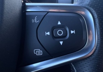 Volvo XC40 Crossover 2.0 D3 150KM 2020 Volvo XC 40 2,0 D3 R-Design FullLed El.Klapa Grz.Fotele Skora Serwis Gwara, zdjęcie 38