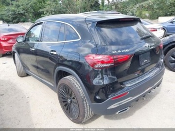 Mercedes GLA II 2021 Mercedes-Benz GLA 2021, 250, od ubezpieczalni 2.0 Benzyna 221KM, zdjęcie 4