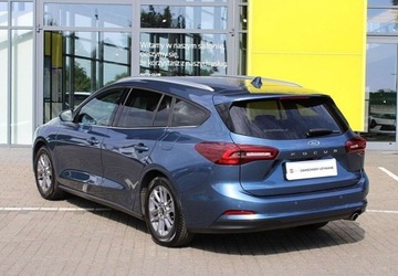 Ford Focus IV Kombi Facelifting 1.0 EcoBoost 125KM 2024 Ford Focus 1.0 EcoBoost Hyb 125KM TitaniumX Pakiet Winter SalonPL FV23 Gwa, zdjęcie 8