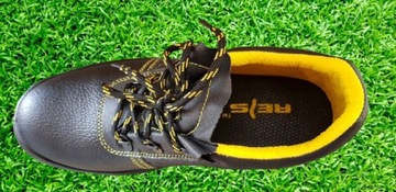 Кожаные рабочие туфли с носком SB 40 размер.