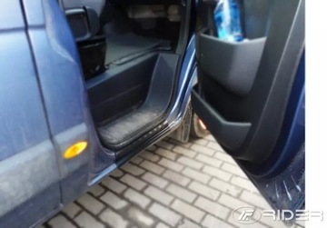 Накладки на пороги Renault Master III.