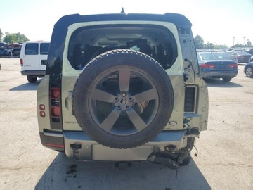 Land Rover Defender IV (L663) 2023 Land Rover Defender 130 X-Dynamic SE 2023 3.0l 3.0 Benzyna 395KM, zdjęcie 2