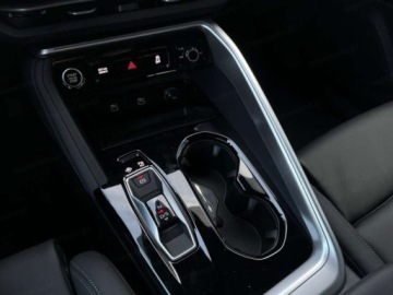 Audi Q5 II SUV Facelifting 2.0 40 TDI 204KM 2026 AUDI Q5 TDI quattro S line Suv 2.0 (204KM) 2026, zdjęcie 14