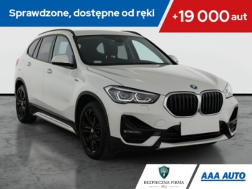 BMW X1 U11 Crossover Plug-In 1.5 25e 245KM 2022 BMW X1 xDrive25e, Salon Polska, Serwis ASO, 4X4