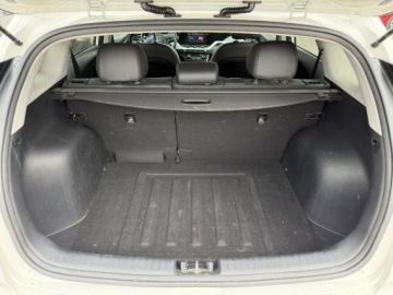 Kia Niro I 2018 Kia Niro 1.6 Hybryda 61 tys km Lekko uszkodzony, zdjęcie 14