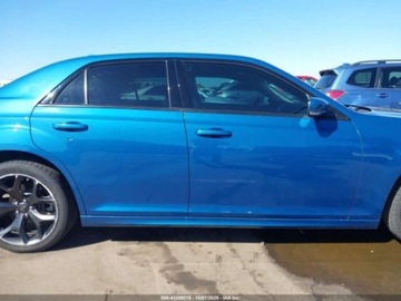 Chrysler 300C II 2023 Chrysler 300 Touring L 2023 3.6l 3.6 Benzyna 292KM, zdjęcie 6