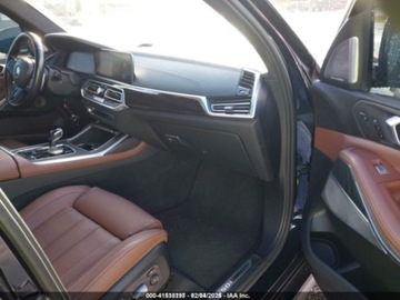 BMW X7 2021 BMW X7 M50I 2021 4.4l 4.4 Benzyna 523KM, zdjęcie 6