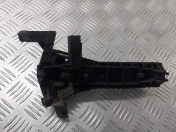 KLIKA LEVÝ ZADNÍ VNĚJŠÍ MERCEDES W168