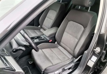 Volkswagen Passat B8 Variant 2.0 TDI BlueMotion SCR 150KM 2018 Volkswagen Passat Volkswagen Passat 2.0 TDI SCR DSG Trendline 2.0 Diesel, zdjęcie 9