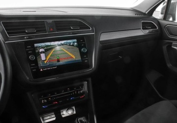 Volkswagen Tiguan Allspace SUV Facelifting 1.5 TSI EVO 150KM 2022 Volkswagen Tiguan Allspace 1.5TSI 150KM Elegance DSG, Podgrzewane Fotele,, zdjęcie 18